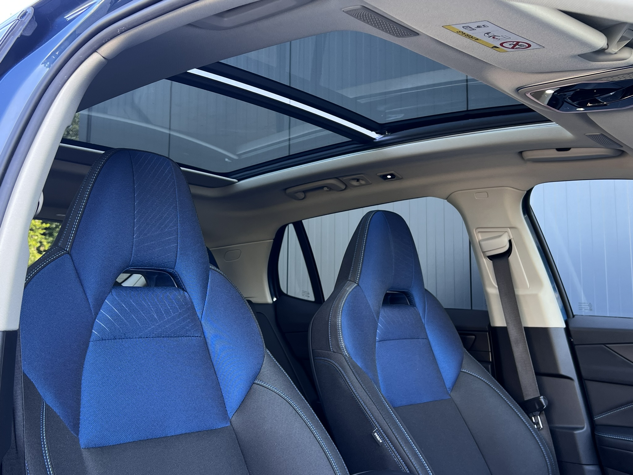 
								Lynk & Co 01 1.5 261pk Plug-in Hybrid I Black Style   full									