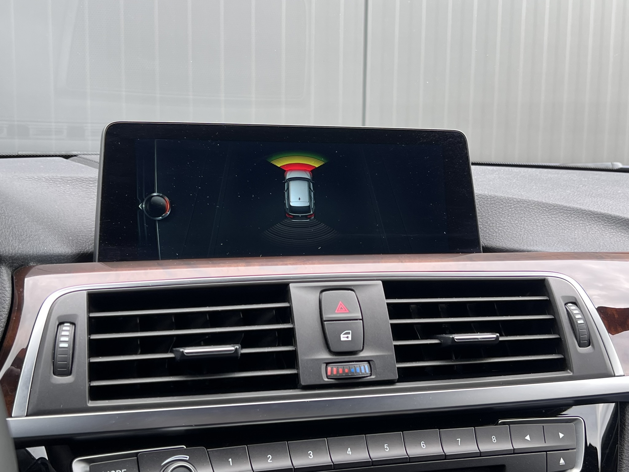 
								BMW 330i 252pk Touring Luxury Edition full									