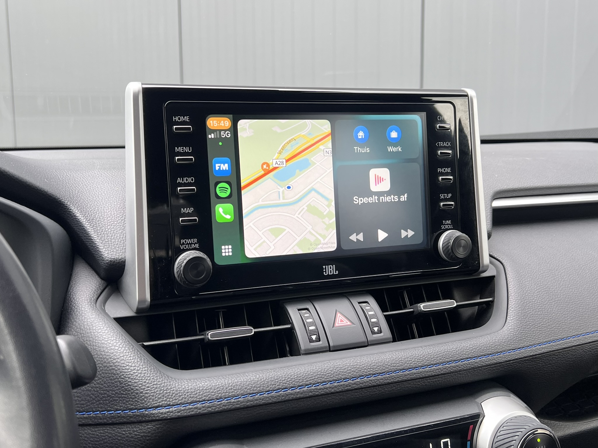 
								Toyota RAV4 2.5 Hybrid Automaat Bi-Tone full									