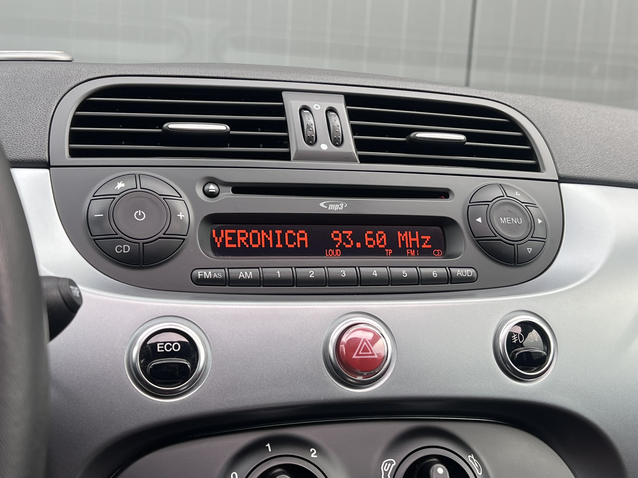 
								Fiat 500C 0.9 TwinAir Turbo 500S full									