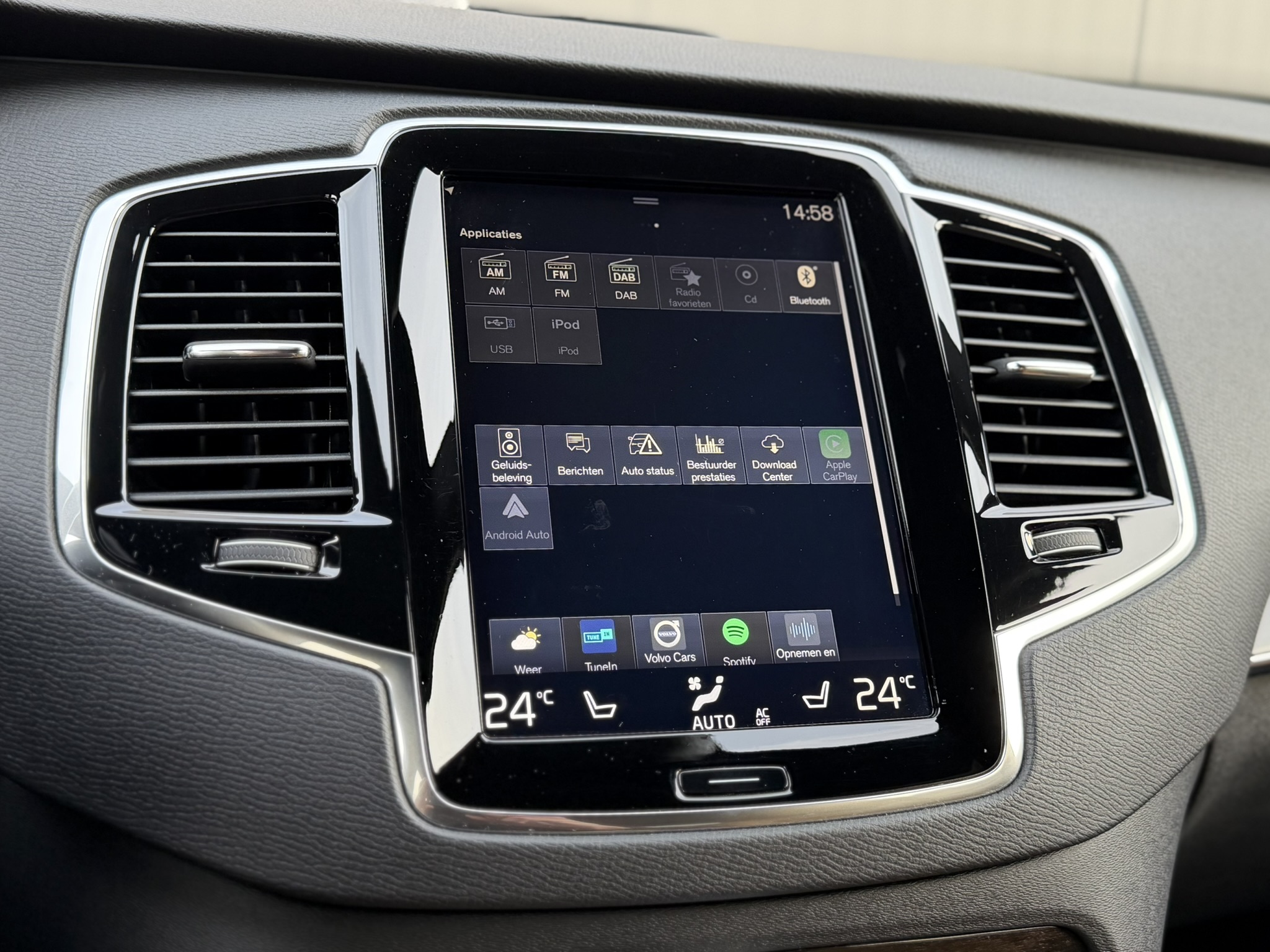 
								Volvo XC90 2.0 T5 255pk AWD Inscription full									
