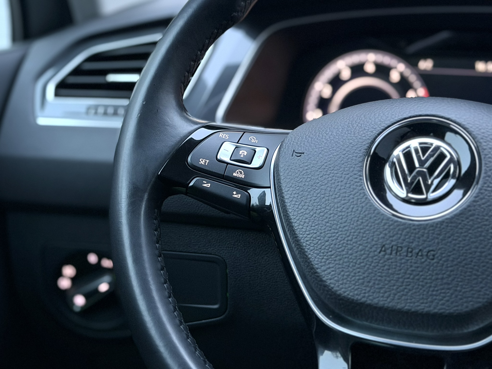 
								Volkswagen Tiguan 2.0 TSi 180pk Automaat 4Motion Highline full									