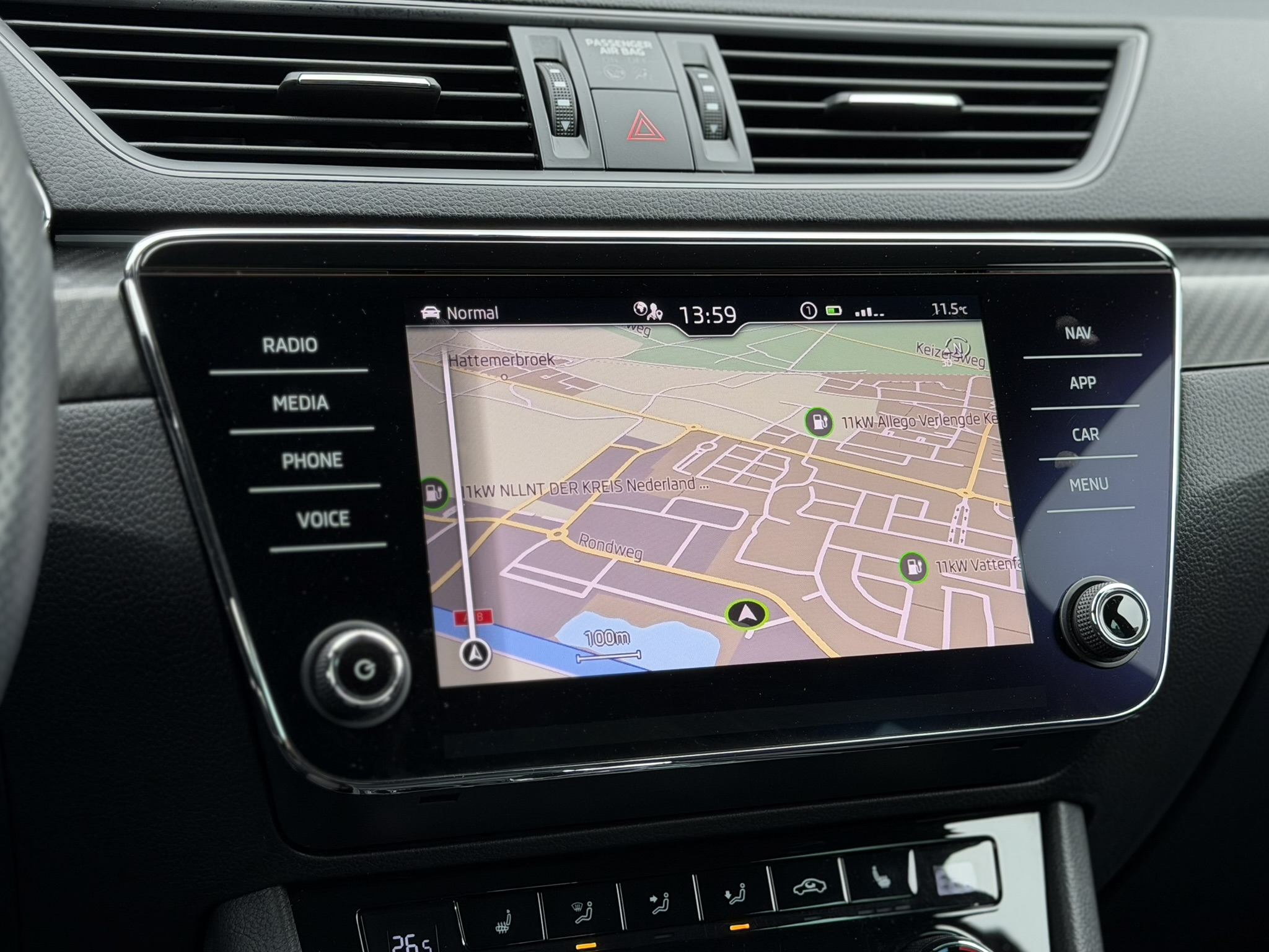 
								Skoda Superb Combi 1.4 TSi 218pk iV Sportline full									