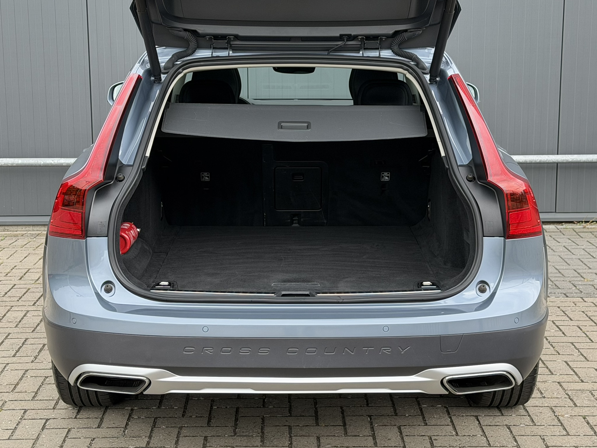 
								Volvo V90 Cross Country 2.0 T5 250pk Automaat AWD Pro full									